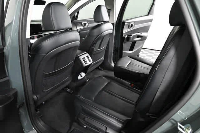 2026 Kia Sorento EX PHEV - Photo 17