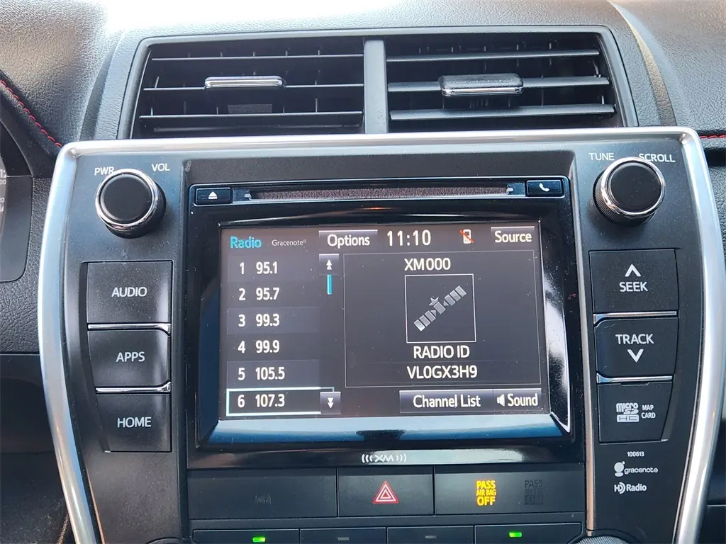 2016 Toyota Camry Base photo 10