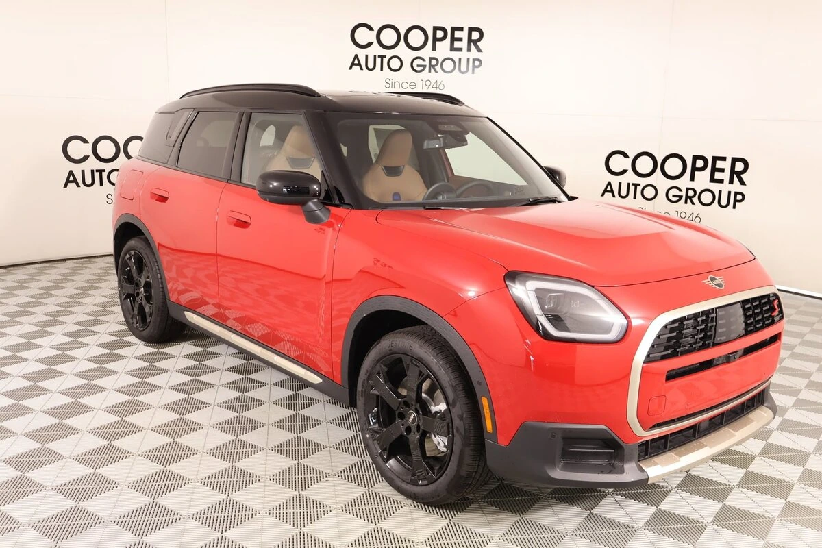 2027 MINI Cooper's photo