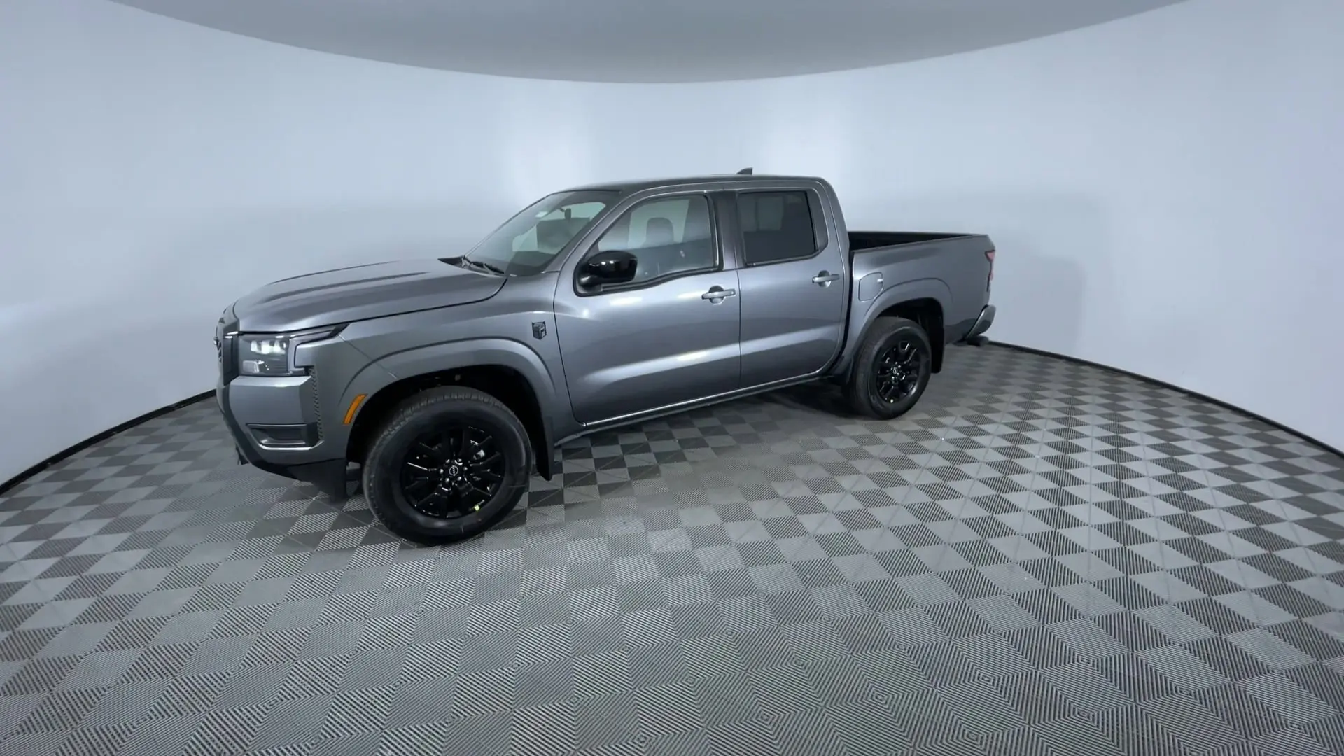 2026 Nissan Frontier Crew Cab SV photo 4