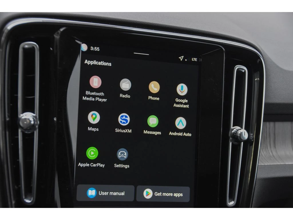 2026 Volvo - image 20