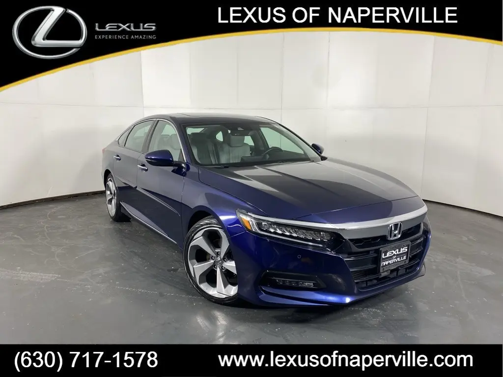 2018 Honda Accord Touring's photo