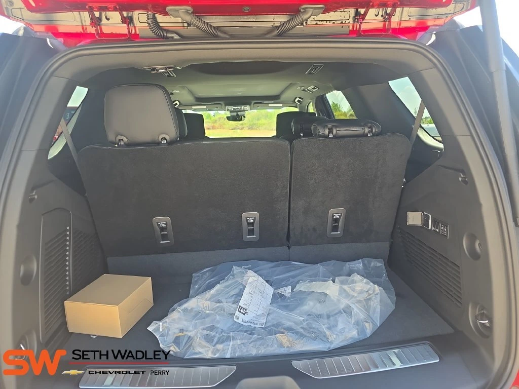 2026 Chevrolet Tahoe Premier - Photo 13