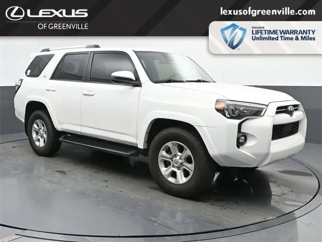 2021 Toyota 4Runner SR5's photo