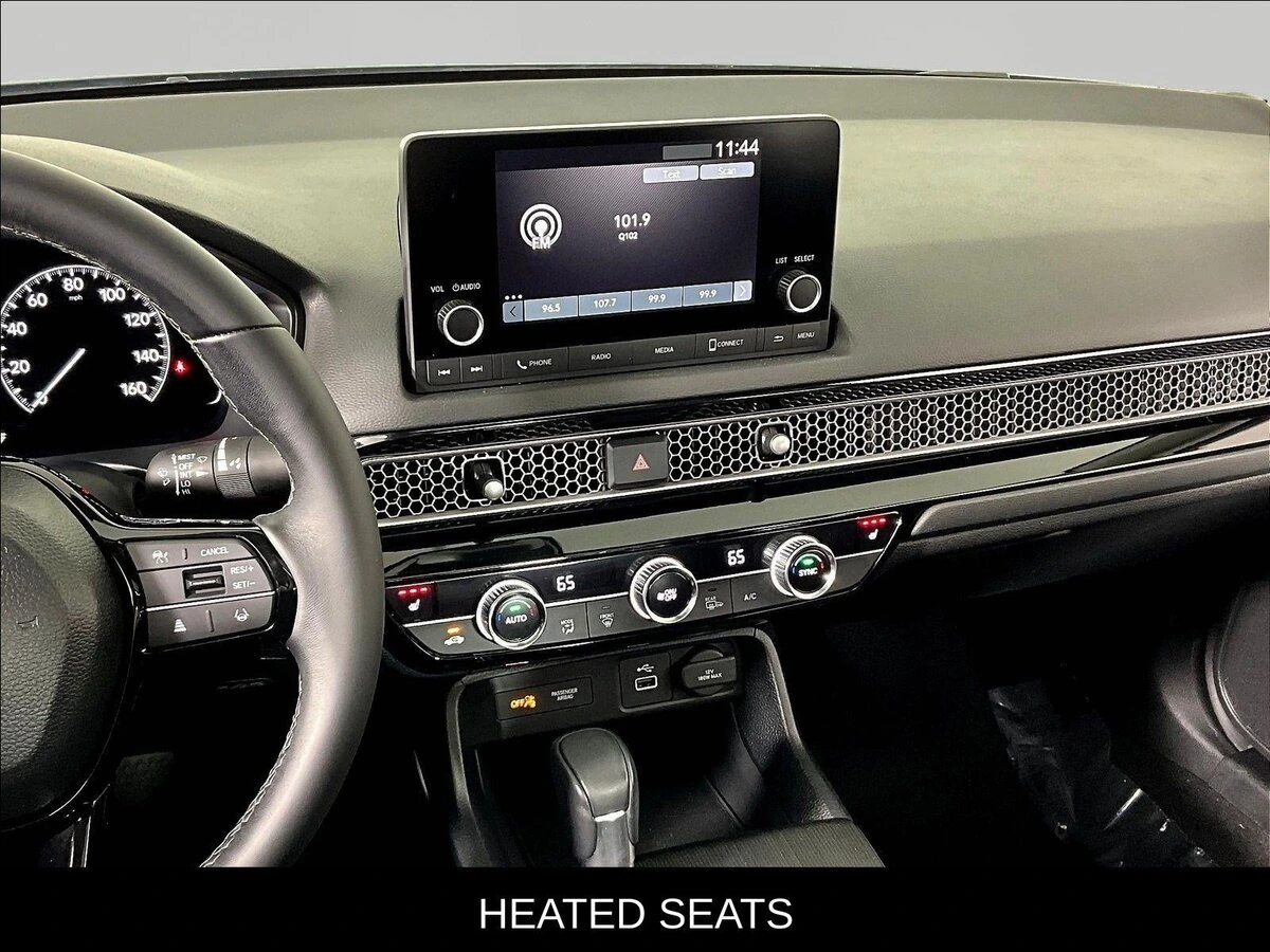 2024 Honda Civic EX - Photo 9