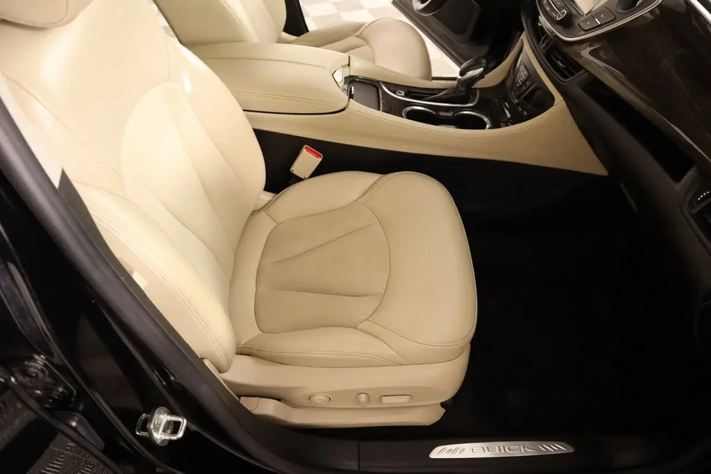 2020 Buick Envision Preferred photo 12