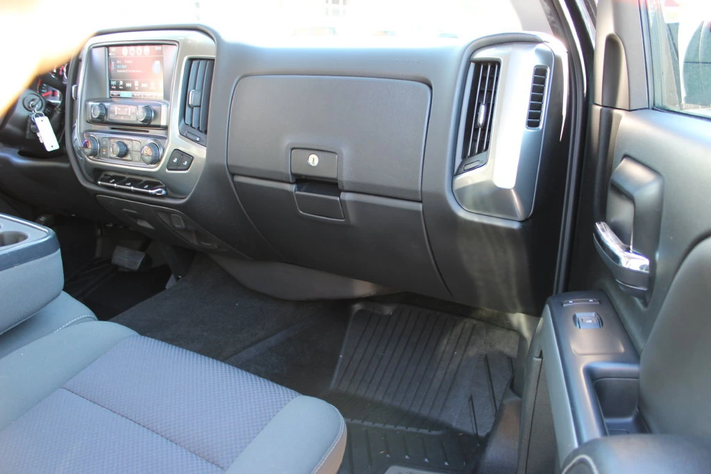 2018 Chevrolet Silverado 1500 LT - Photo 40