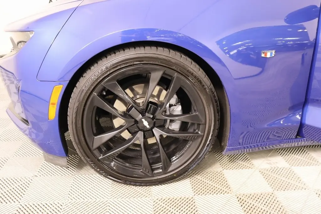 2020 Chevrolet Camaro 1LT photo 14