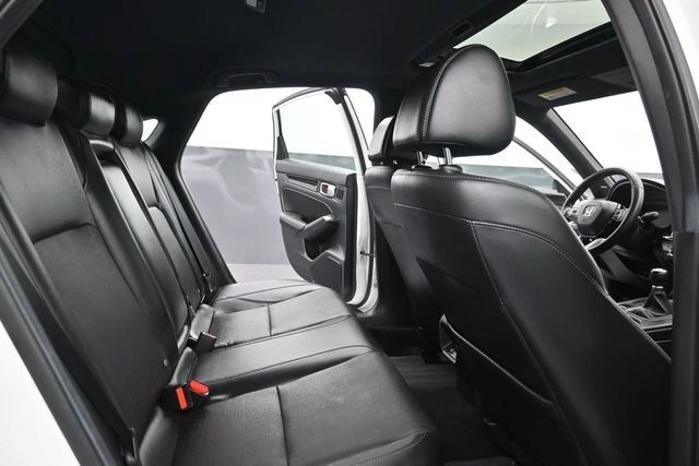 2024 Honda Civic Hatchback Sport Touring - Photo 27