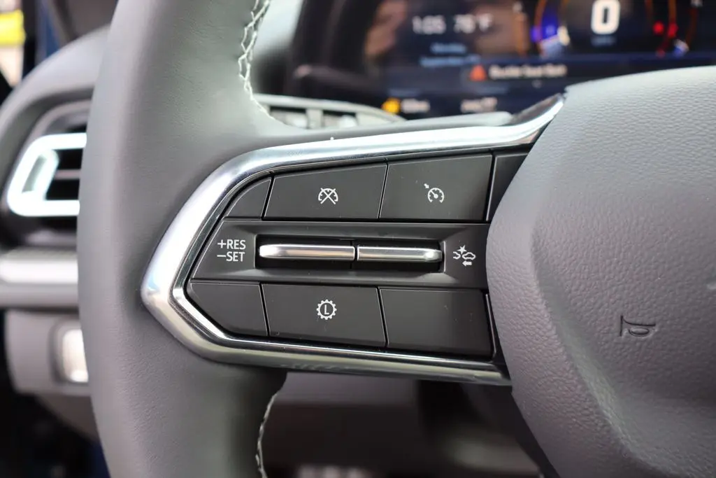 2026 Chevrolet Traverse 2LT photo 12
