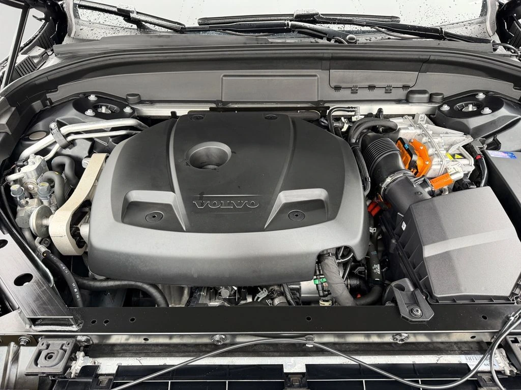 2024 Volvo - image 29
