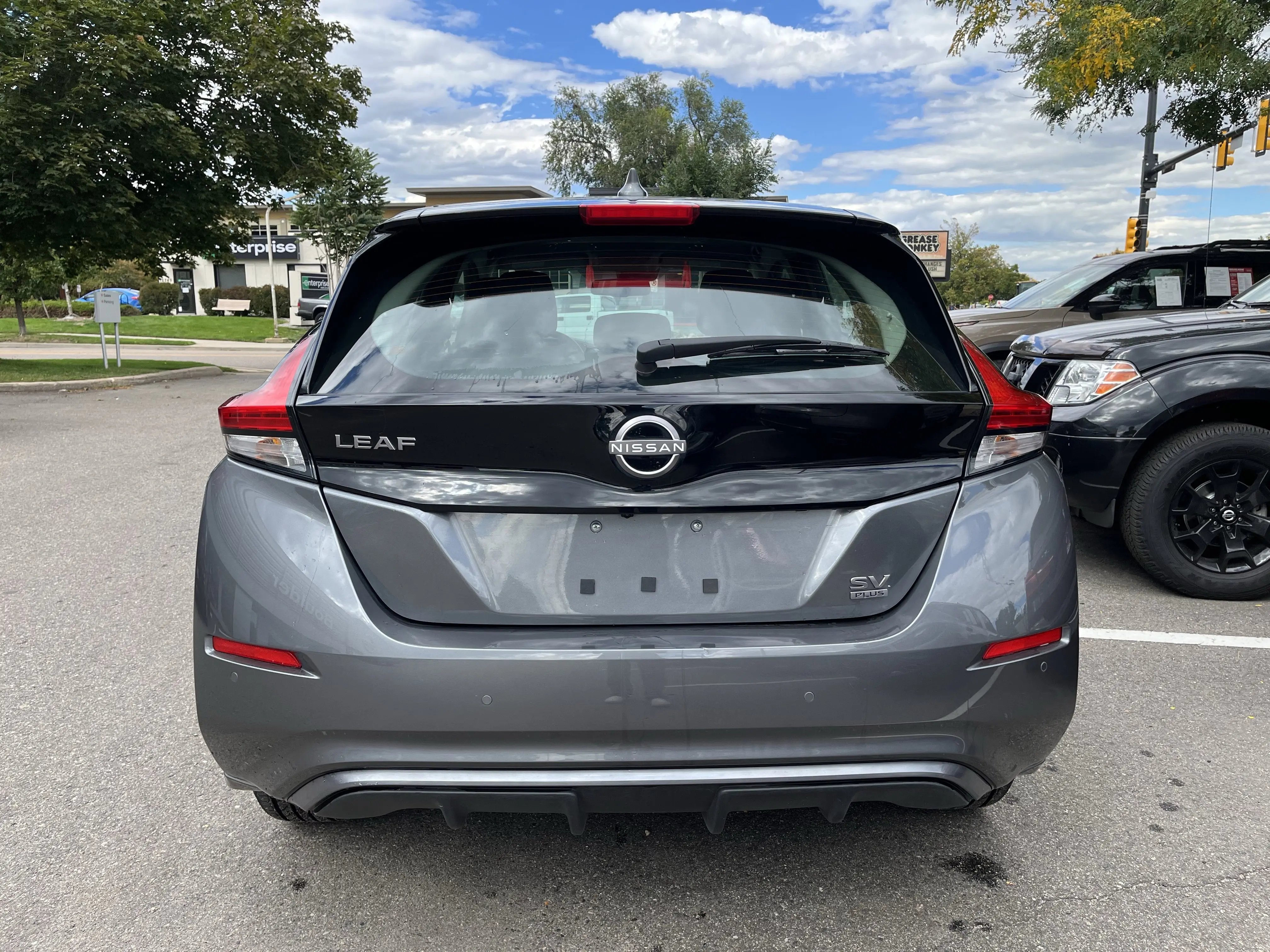 2024 Nissan Leaf SV photo 4