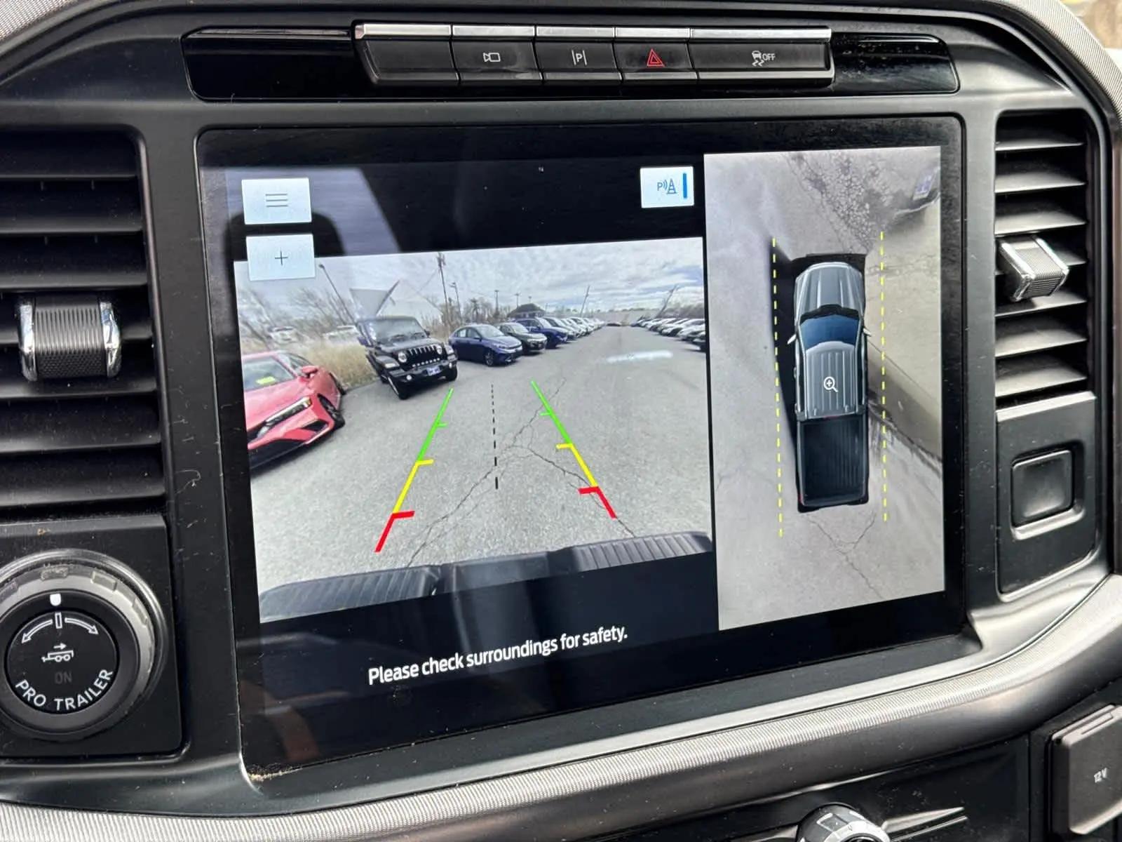 2022 Ford F-150 Platinum photo 26