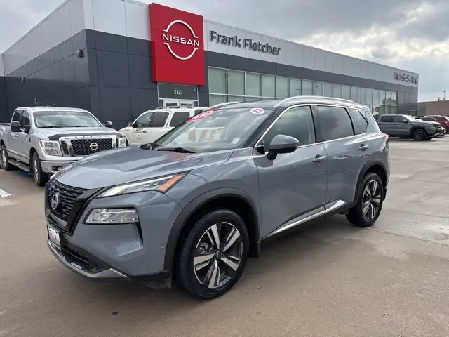 2023 Nissan Rogue SL