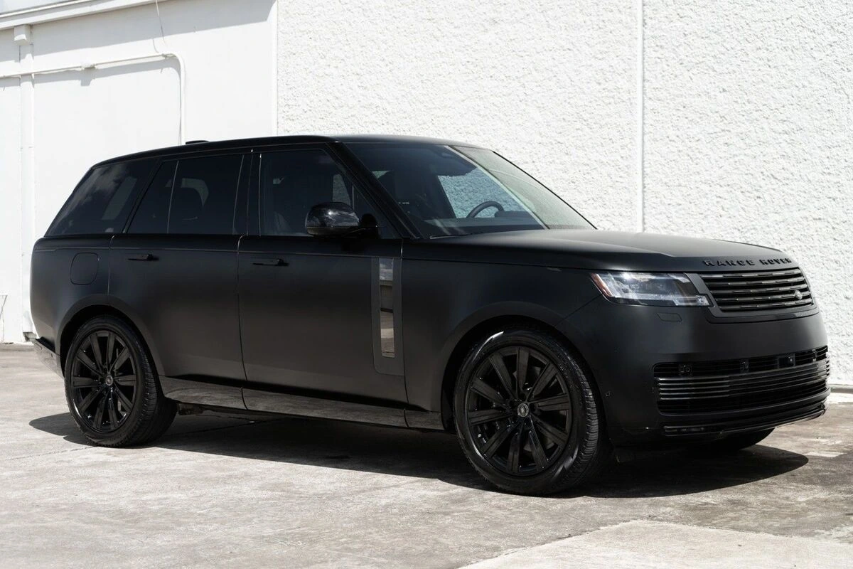 2025 Land Rover Range Rover 4.4 SV SWB's photo