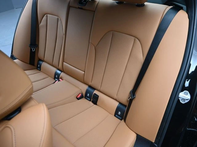2026 BMW 3 Series 330i - Photo 14