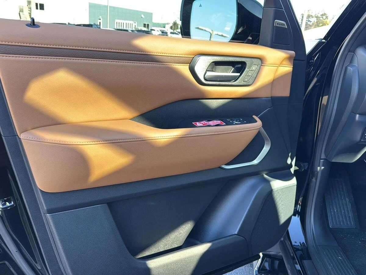 2026 Nissan Armada Platinum Reserve - Photo 15