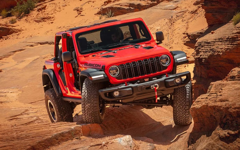 How Do You Engage 4x4 on a 2026 Jeep Wrangler for Trails Around Moore, OK?