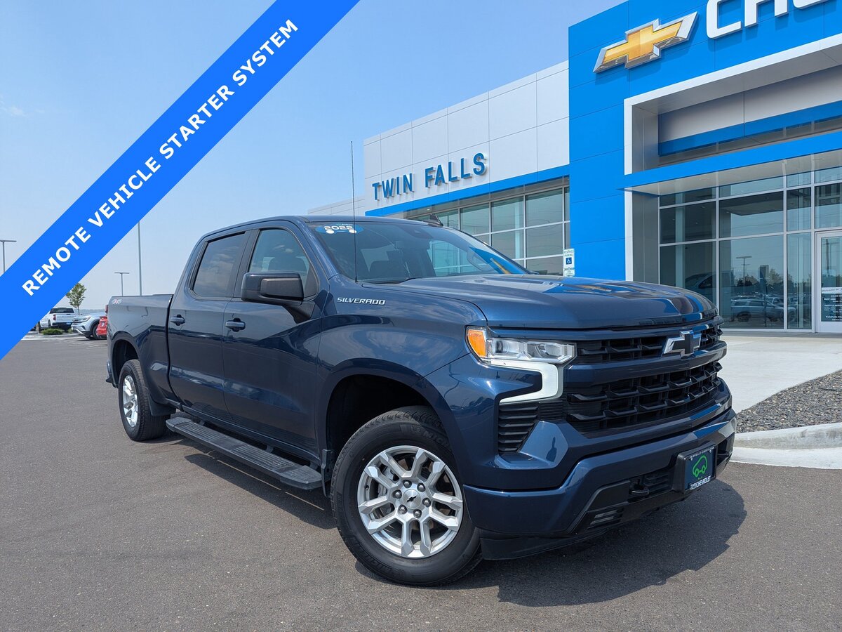 2022 Chevrolet Silverado 1500 4WD Crew Cab 157 RST