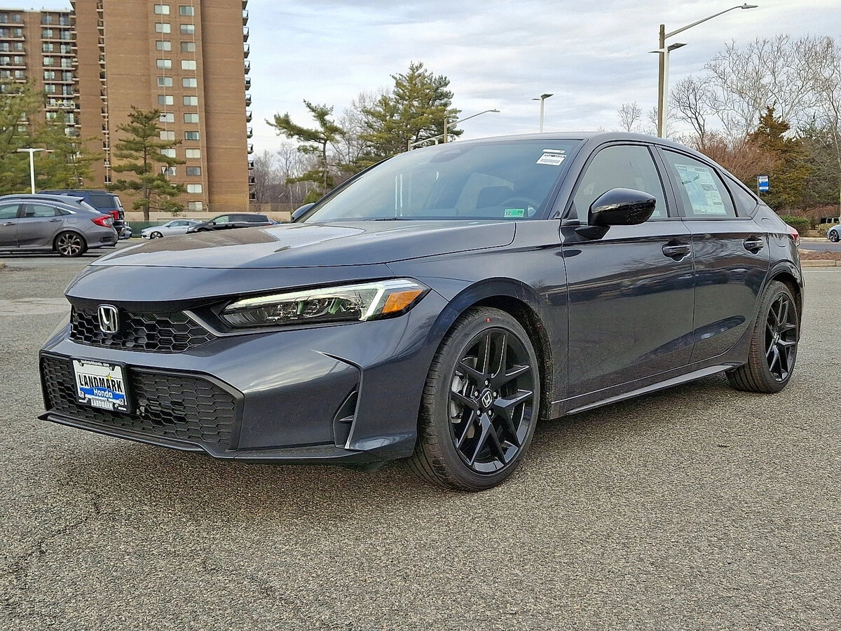 2026 Honda Civic Sport's photo