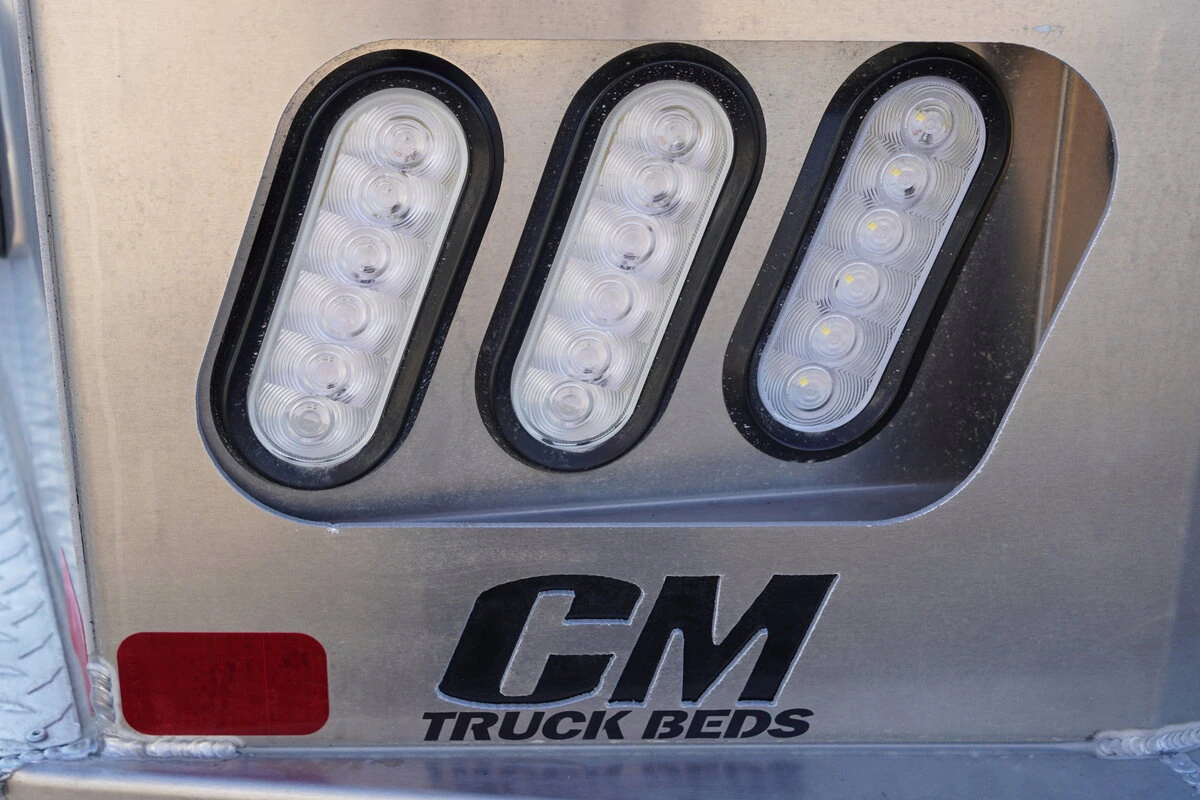 2025 GMC Sierra 3500 Chassis Cab Pro - Photo 15