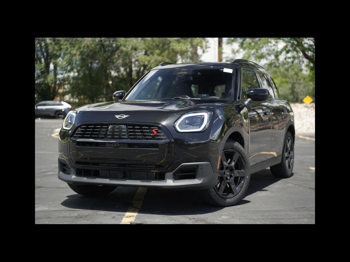 2027 Mini COUNTRYMAN ICONIC