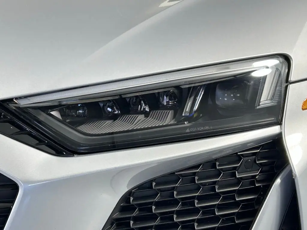 2023 Audi R8 V10 Performance Quattro photo 3