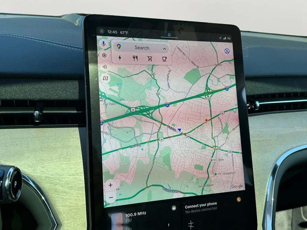 2025 Volvo - image 19