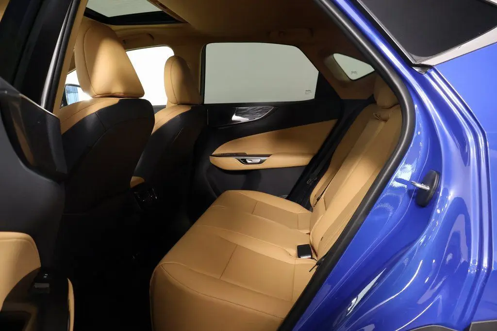 2026 Lexus NX 350 Premium AWD photo 6