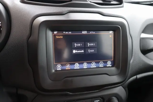 2018 Jeep Renegade Trailhawk photo 18