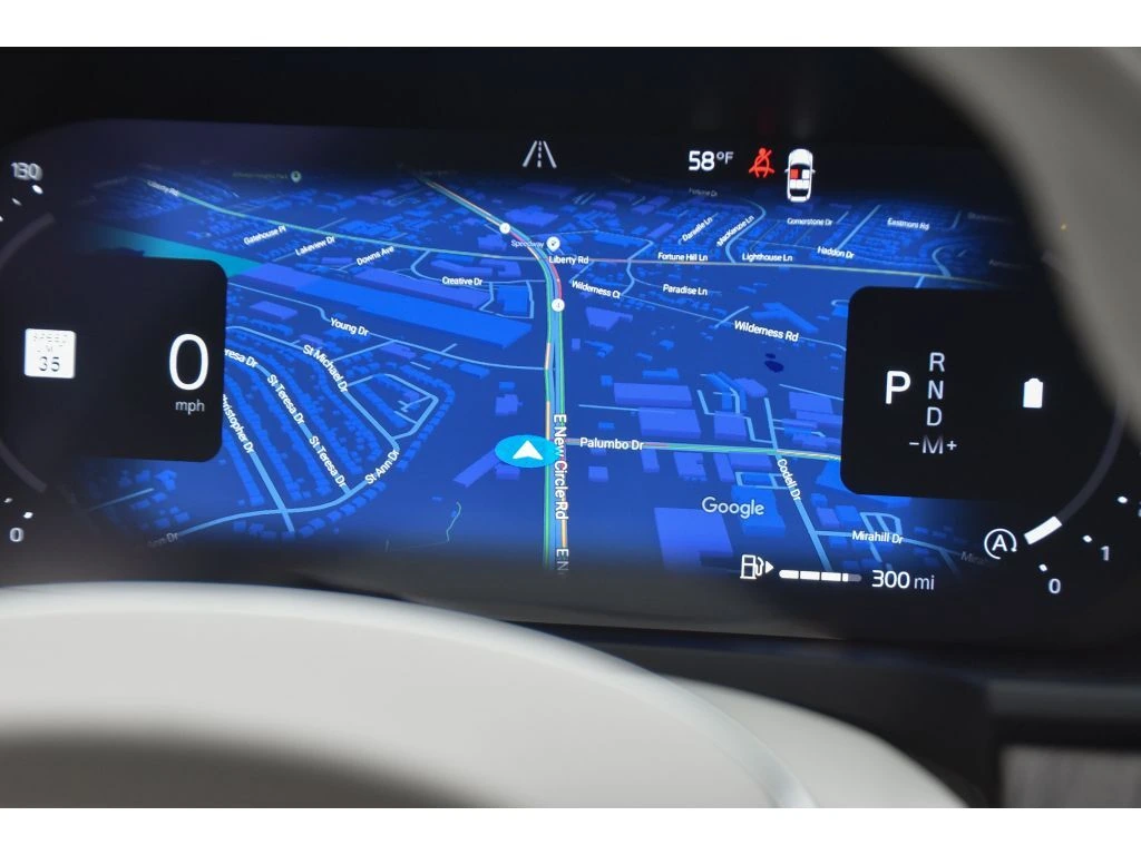 2025 Volvo - image 18