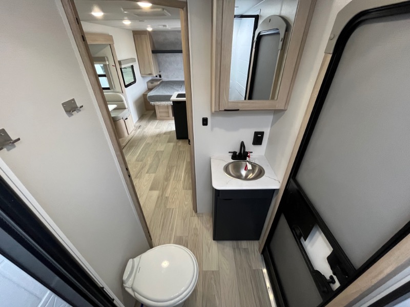 2024 Minnie/2326BH/2024 image-32