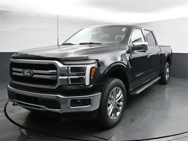 2025 Ford F-150 Lariat photo 3