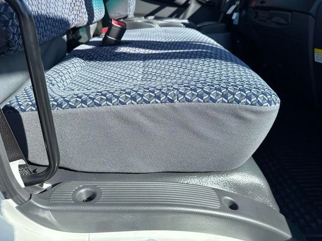 2025 Isuzu NPR - image 14