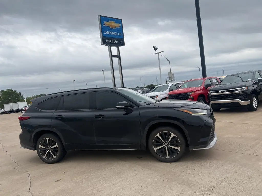 2021 Toyota Highlander XSE photo 8