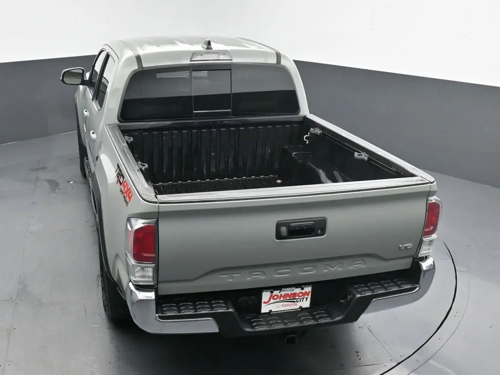 2022 Toyota Tacoma TRD Off-Road V6 photo 30