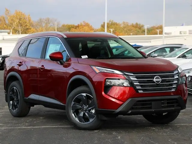 2026 Nissan Rogue SV's photo