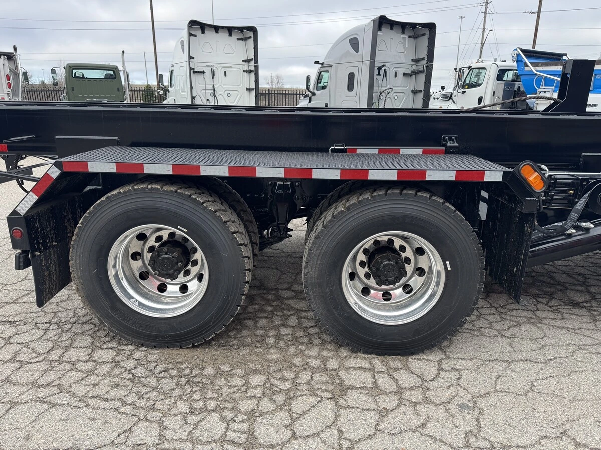 2026 Western Star 49X in St. Catharines, ON — photo 8