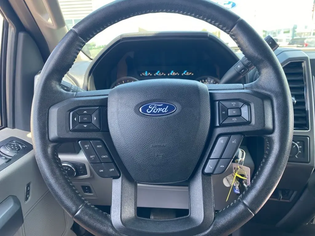 2018 Ford F-150 XLT photo 18