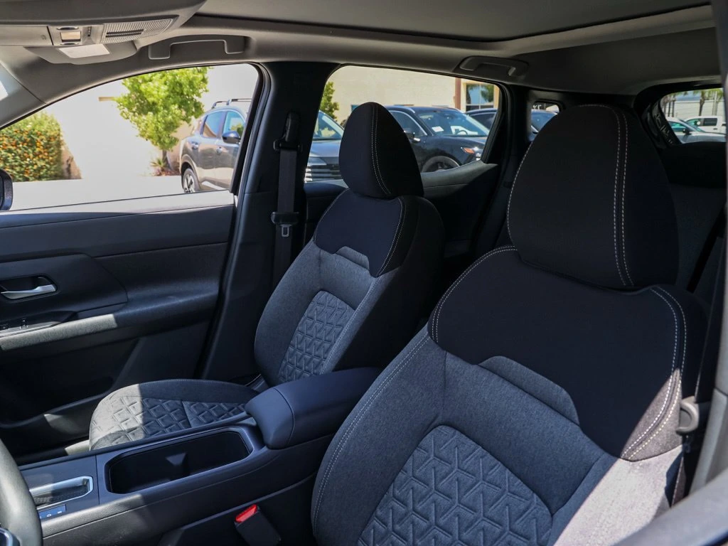 2026 Nissan KICKS SV - Photo 14