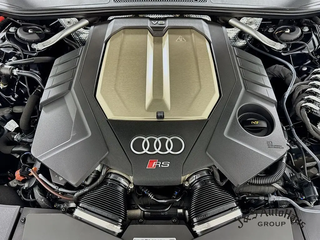 2022 Audi RS 6 Avant Base photo 34