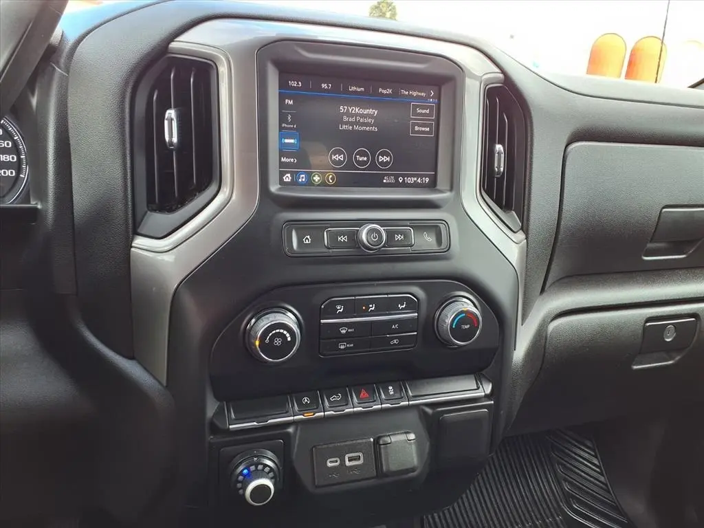 2022 Chevrolet Silverado 1500 Custom photo 22