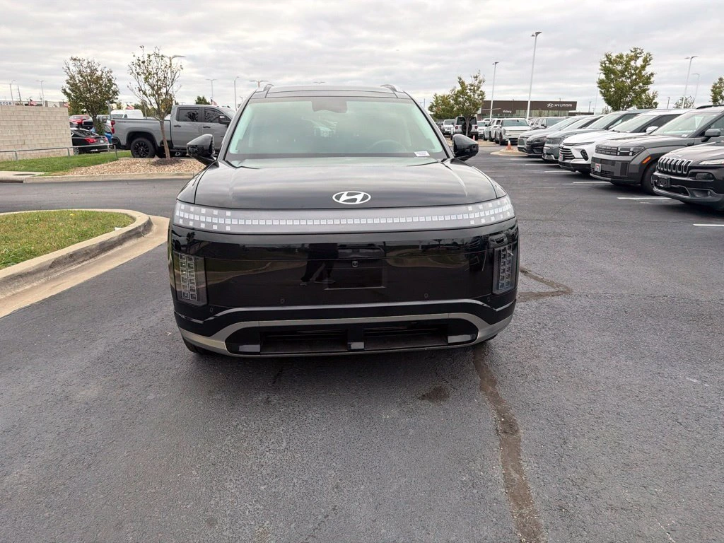 Used 2026 Hyundai IONIQ 9 Performance Calligraphy with VIN 7YAMYFS5XTY009597 for sale in Kansas City, KS