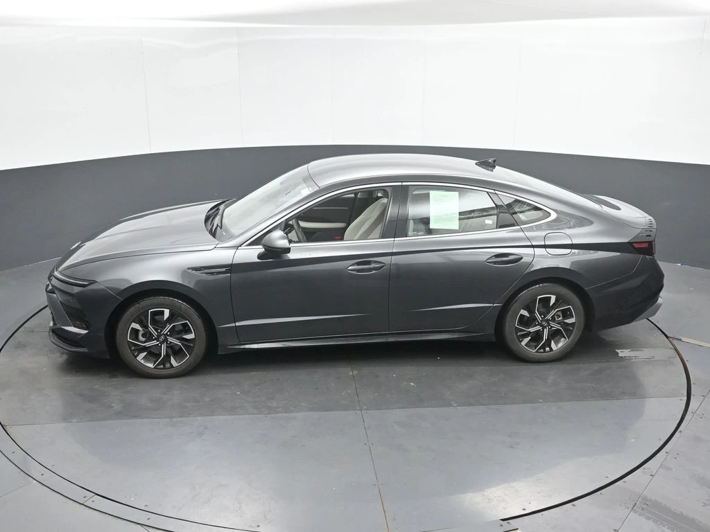 2025 Hyundai Sonata SEL - Photo 35