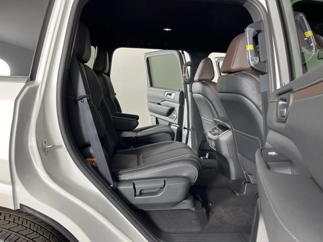 2026 Nissan Armada SL - Photo 47