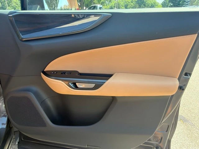 2025 Lexus NX 350 - Photo 31