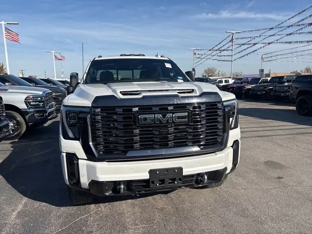 2024 Gmc Sierra HD Denali Ultimate photo 2