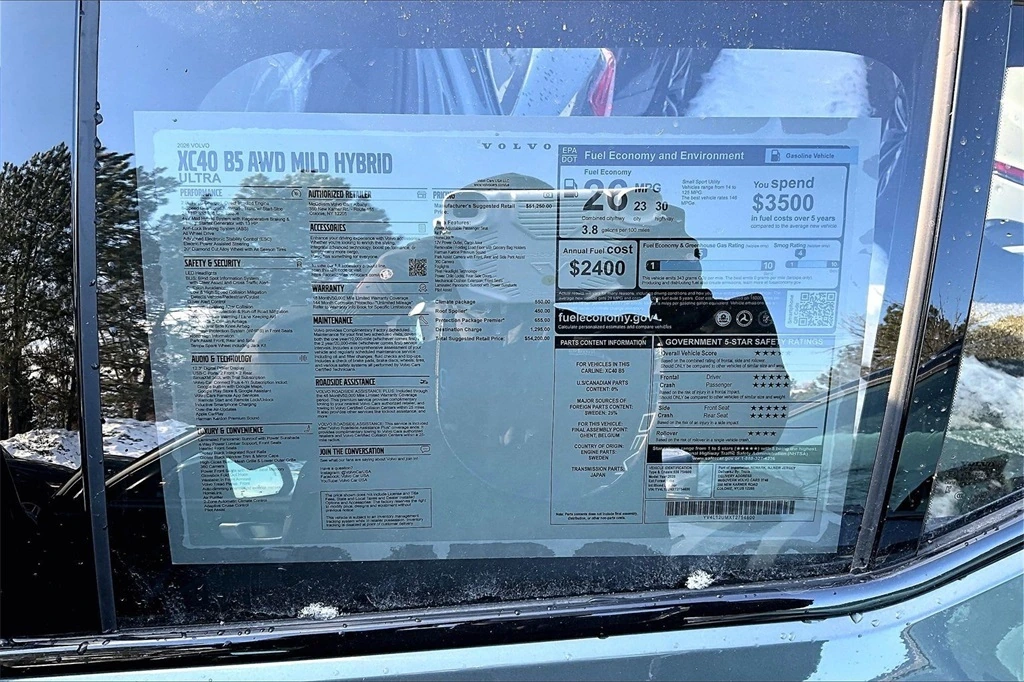 2026 Volvo - image 13