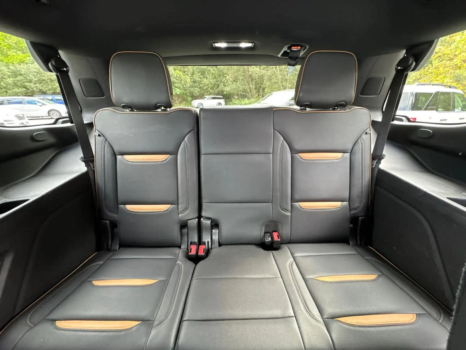 2021 Gmc Yukon AT4 photo 35