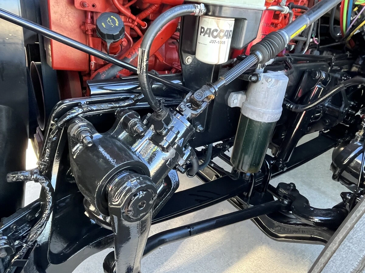 2023 Peterbilt 579 - image 14